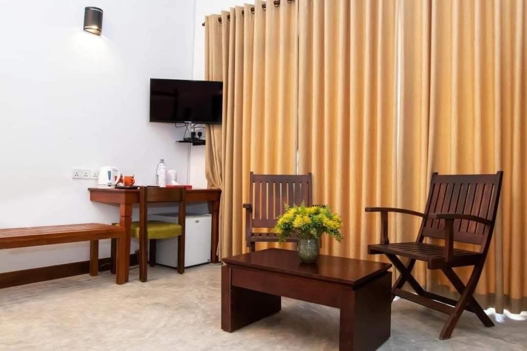 Shavara Beach Ahangama Exterior foto